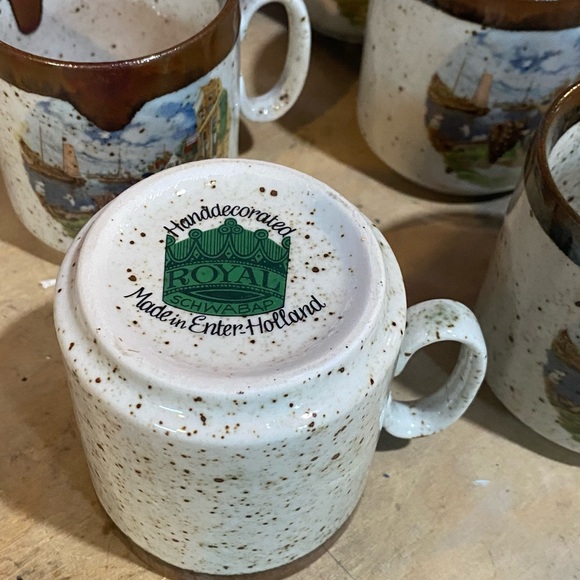 Set of 6 Vintage Royal Schwabap, Fisherman tending his Nets 6oz Mugs - Picture 5 of 6